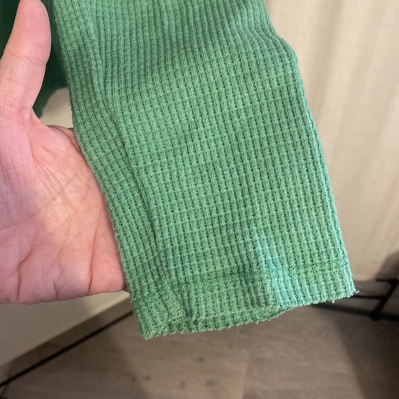 Anthropologie Waffle Knit Long Sleeve Tunic, cute neckline and slits on sides. - Picture 5 of 7